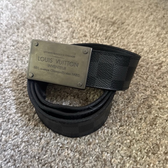 Louis Vuitton Black Belt - Picture 1 of 3